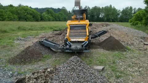 RubbleCrusher RCS48T Scalper Screener