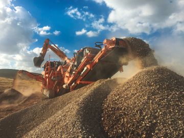 Rockster R1100DS Impact Crusher