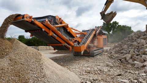 Rockster R900 Impact Crusher